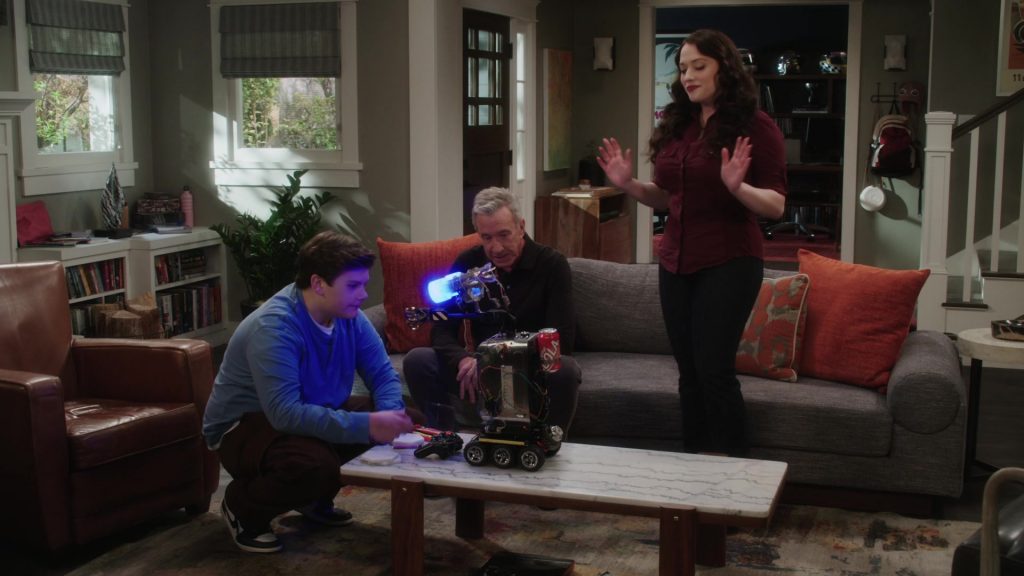 Nike Sneakers in Shifting Gears S01E04 “Grief” (2025) (Image 28)