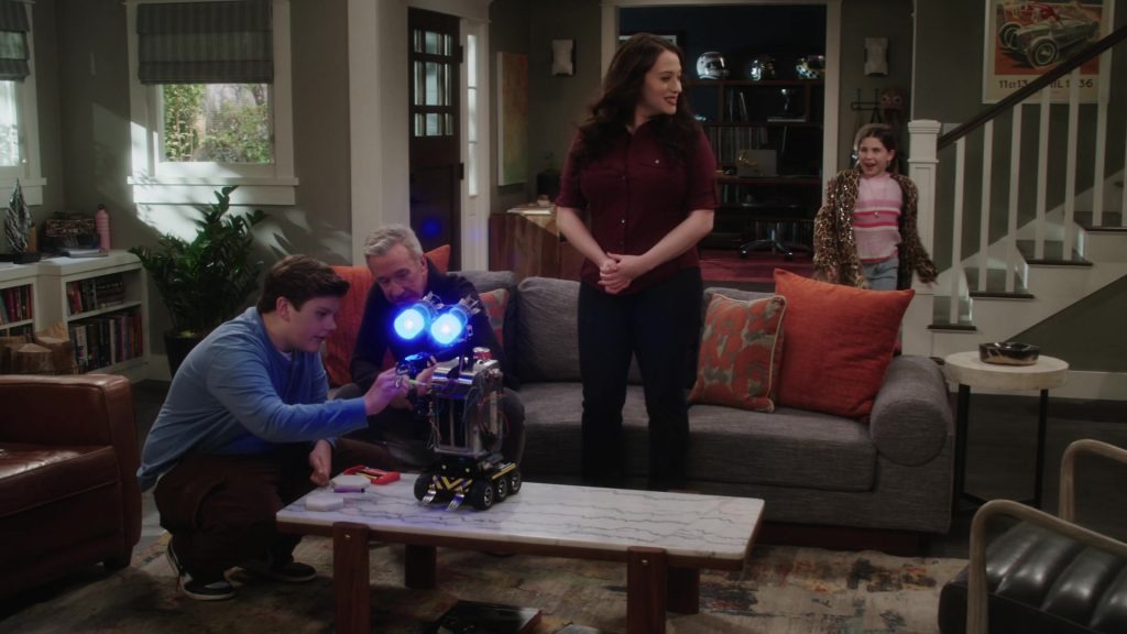 Nike Sneakers in Shifting Gears S01E04 “Grief” (2025) (Image 5)