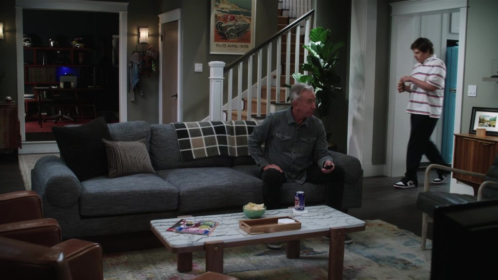 Nike Sneakers in Shifting Gears S02E03 “Passion” (2025) (Image 1)