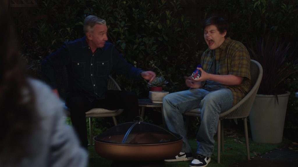 Nike Sneakers in Shifting Gears S02E04 “Danger” (2025) (Image 2)