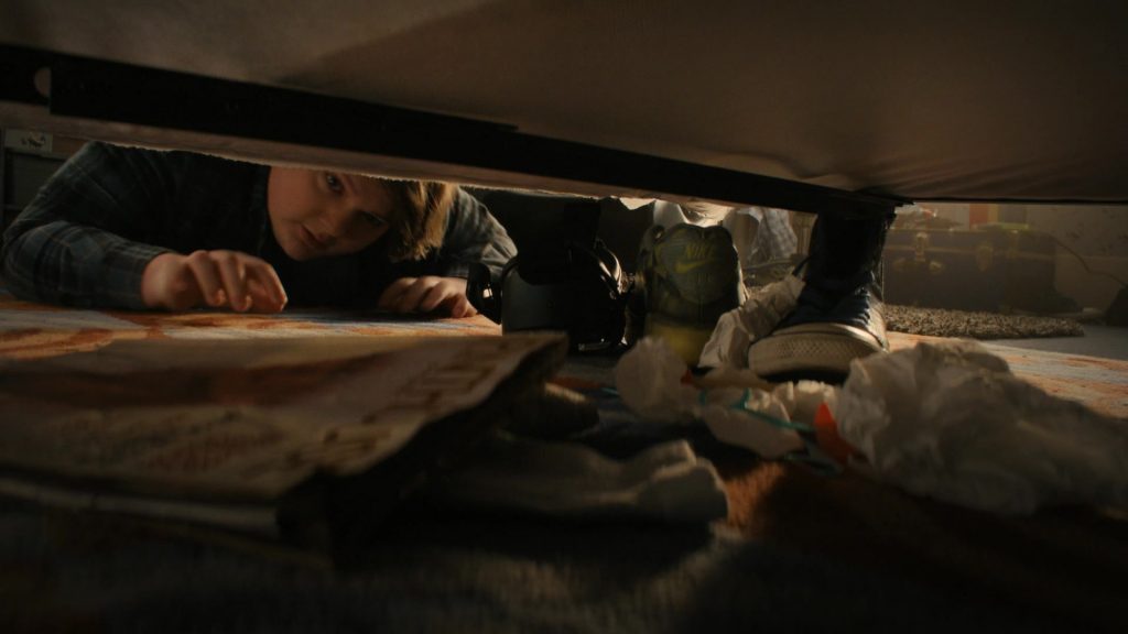 Nike Sneakers in Shining Vale S02E02 “Chapter 10 - She's Real” (2023) (Image 3)