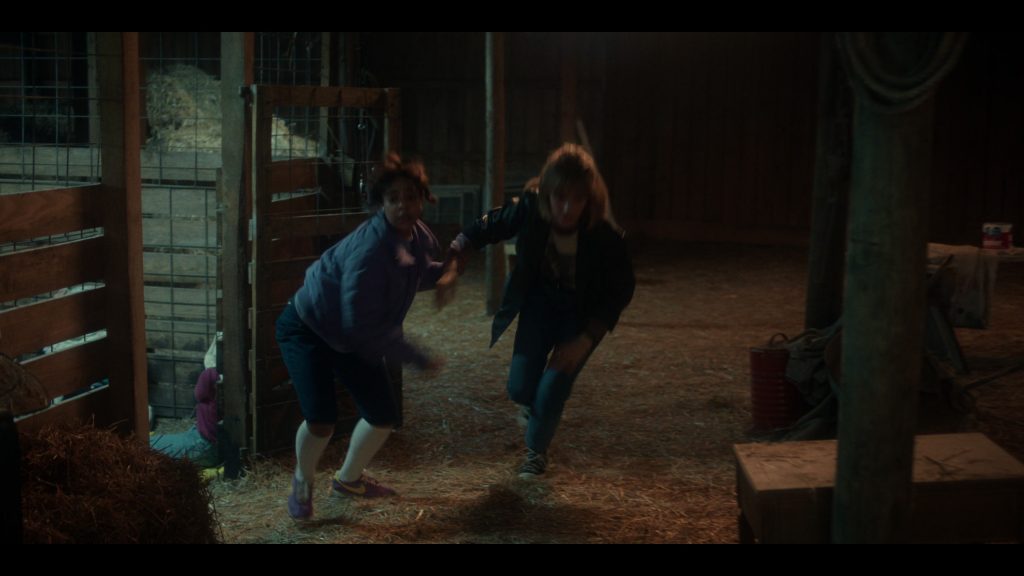 Nike Sneakers in Stranger Things S05E04 “Chapter Four – Sorcerer” (2025) (Image 1)