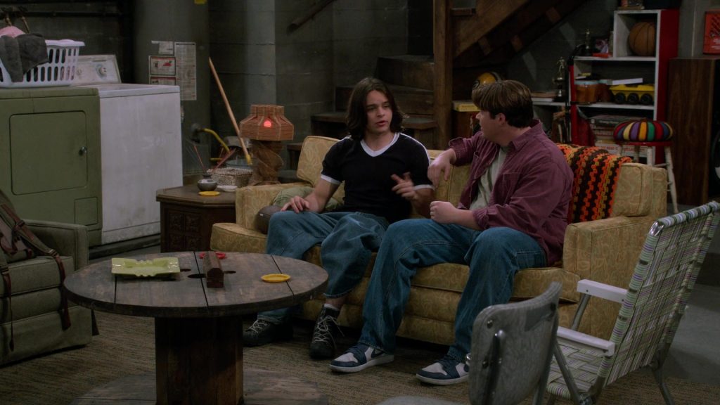 Nike Sneakers in That '90s Show S02E03 “Just a Friend” (2024) (Image 1)
