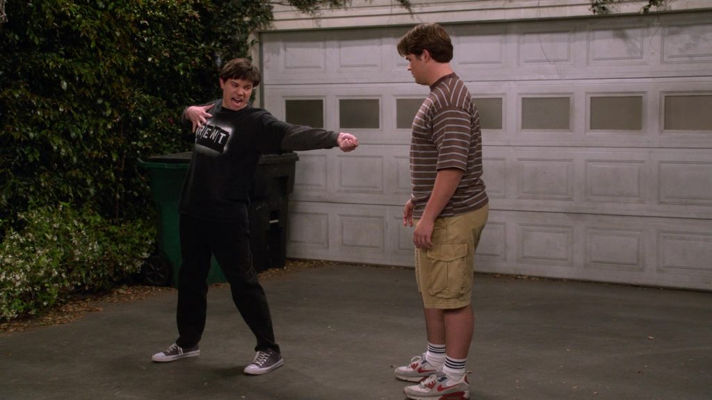 Nike Sneakers in That 90s Show S03E06 (2024) (Image 2)