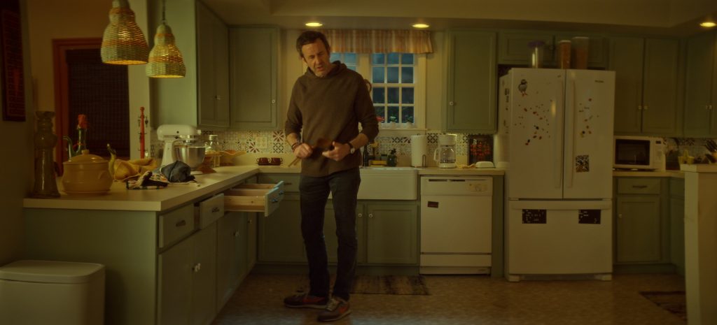 Nike Sneakers in The Big Door Prize S02E06 “Back in the Saddle” (2024) (Image 5)