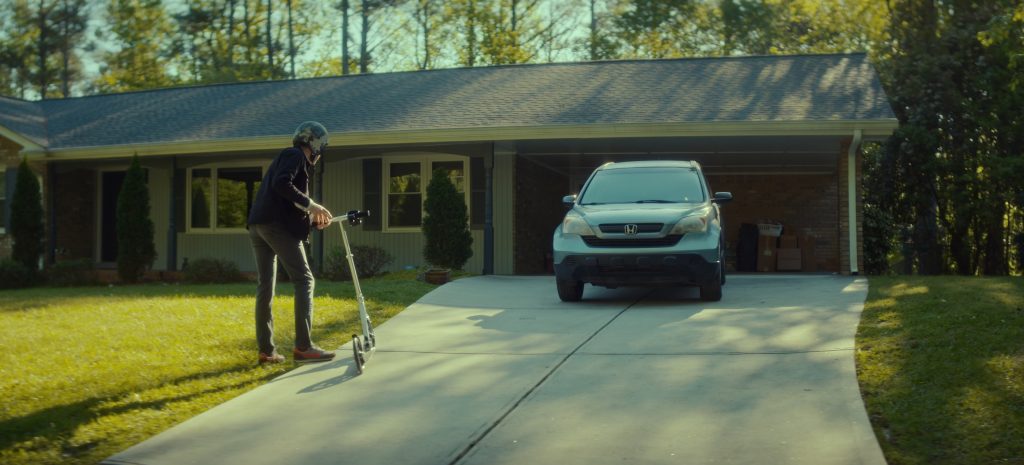 Nike Sneakers in The Big Door Prize S02E09 “Un-Selfploration” (2024) (Image 1)