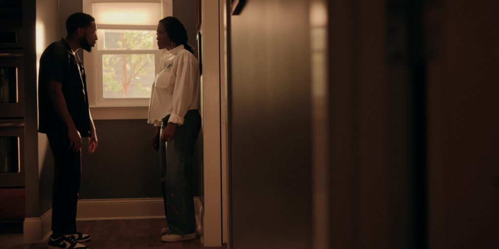 Nike Sneakers in The Chi S06E11 “Saints & Sinners” (2024) (Image 9)