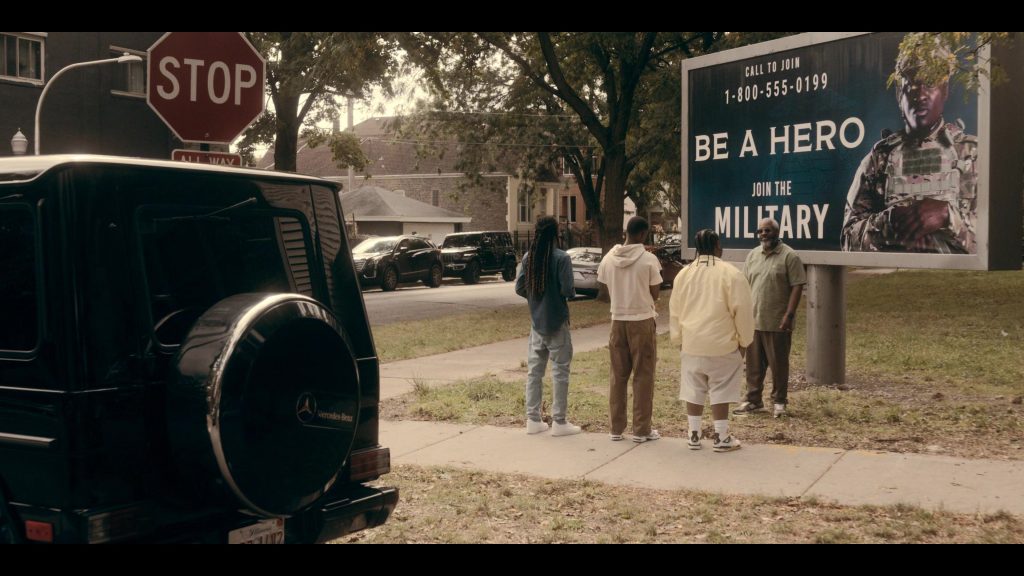 Nike Sneakers in The Chi S07E11 “Ready or Not” (2025) (Image 3)