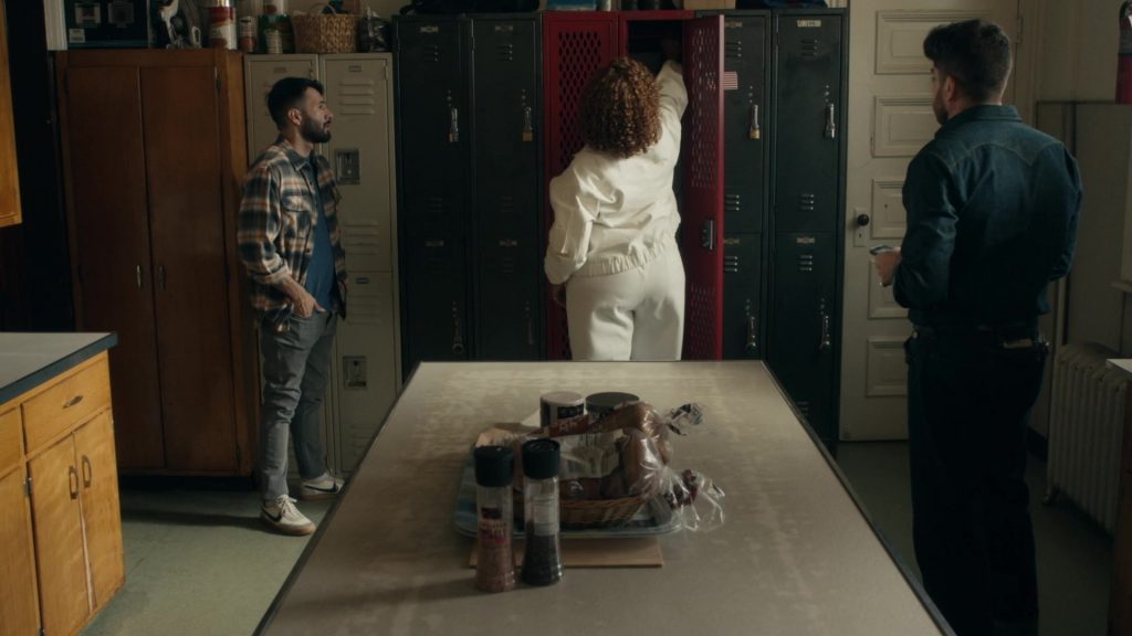 Nike Sneakers in The Equalizer S05E03 “Just Fans” (2024) (Image 1)