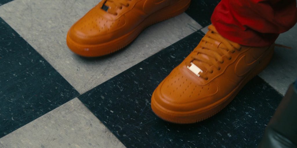 Nike Sneakers in The Gutter (2024) (Image 5)