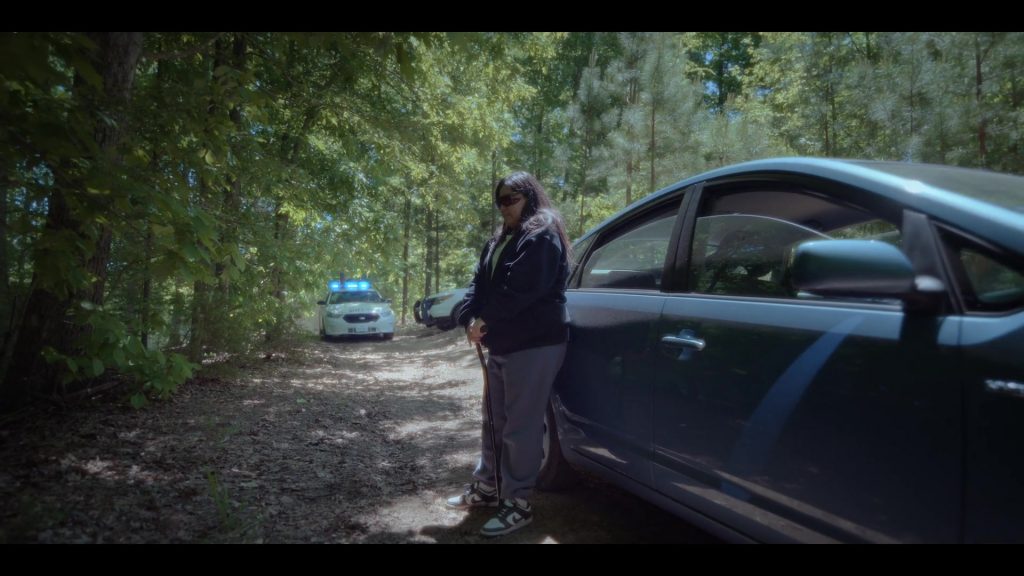 Nike Sneakers in The Hunting Wives S01E03 “Sunrise Tells the Story” (2025) (Image 5)