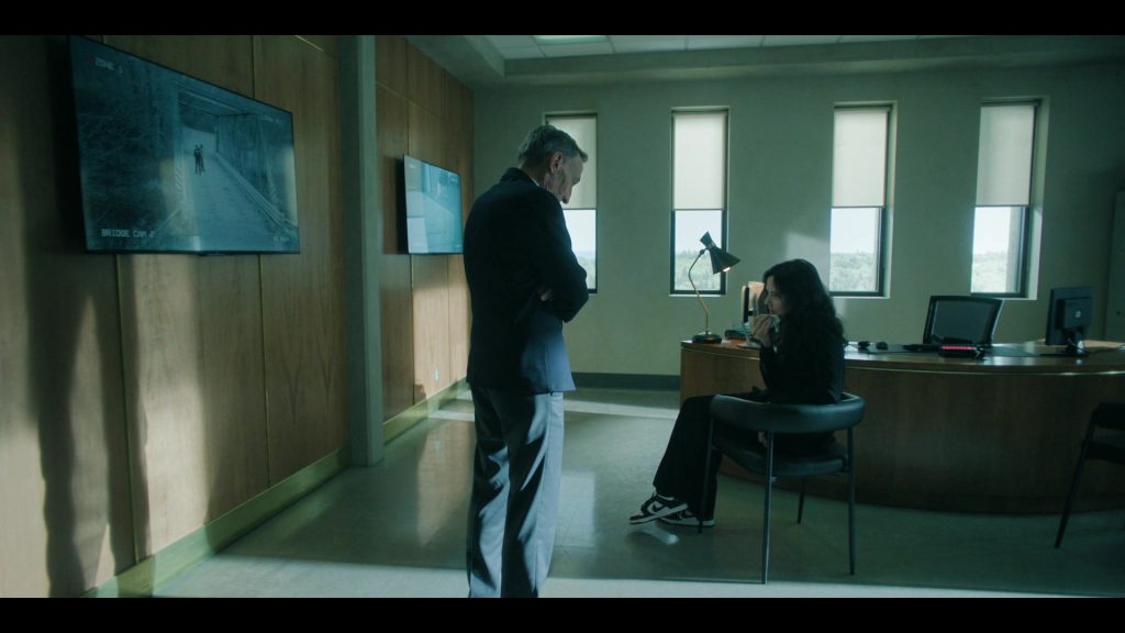 Nike Sneakers in The Institute S01E05 “Back Half” (2025) (Image 1)