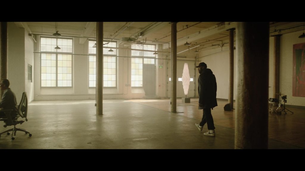 Nike Sneakers in The Madness S01E08 “No More Madness” (2024) (Image 3)