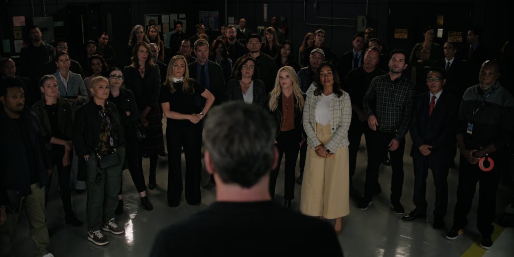 Nike Sneakers in The Morning Show S03E06 “The Stanford Student” (2023) (Image 2)