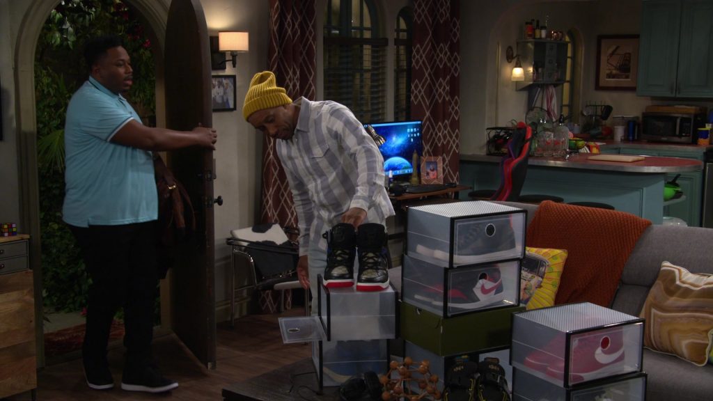 Nike Sneakers in The Neighborhood S06E03 “Welcome to the Other Butlers” (2024) (Image 1)