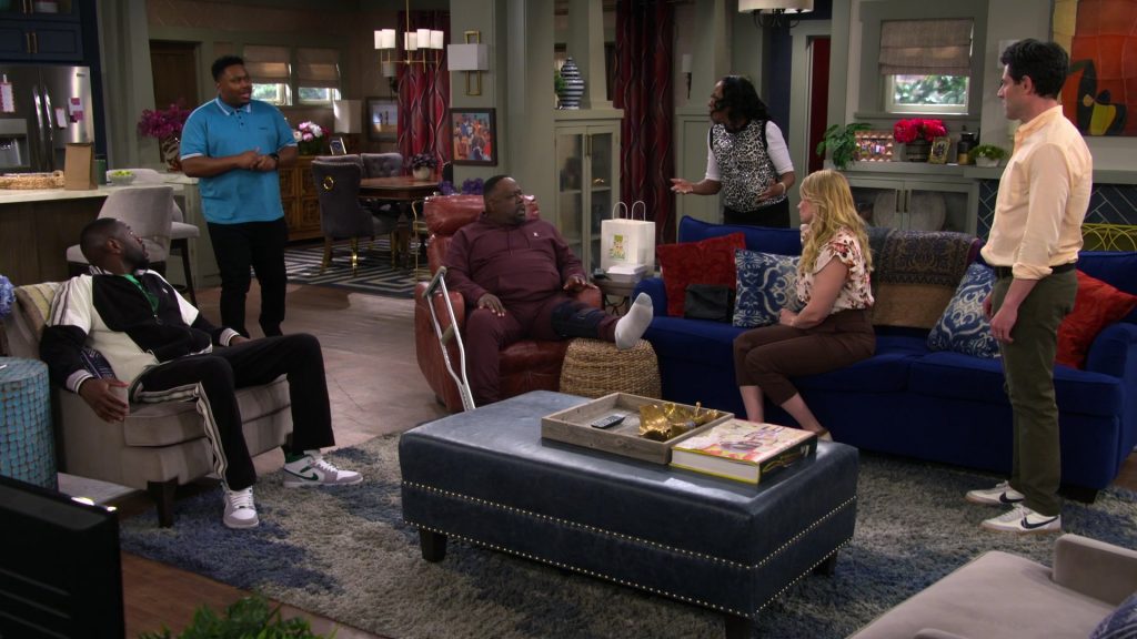 Nike Sneakers in The Neighborhood S06E05 “Welcome to the Front Window” (2024) (Image 10)