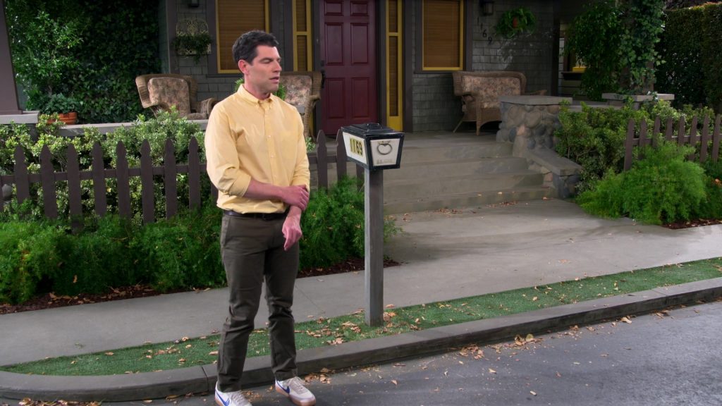 Nike Sneakers in The Neighborhood S06E05 “Welcome to the Front Window” (2024) (Image 4)