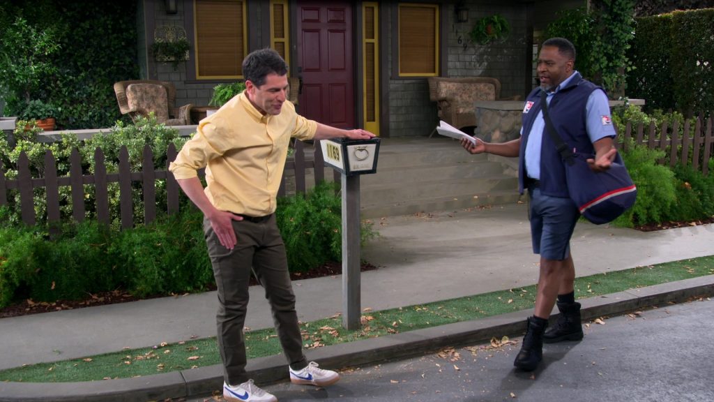 Nike Sneakers in The Neighborhood S06E05 “Welcome to the Front Window” (2024) (Image 8)