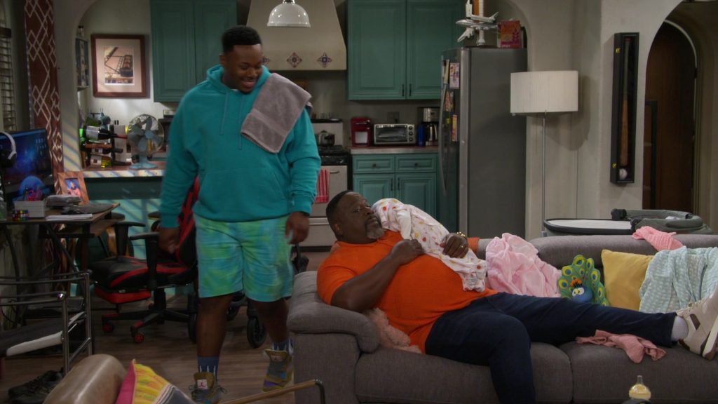 Nike Sneakers in The Neighborhood S07E05 “Welcome to Commitment” (2024) (Image 1)