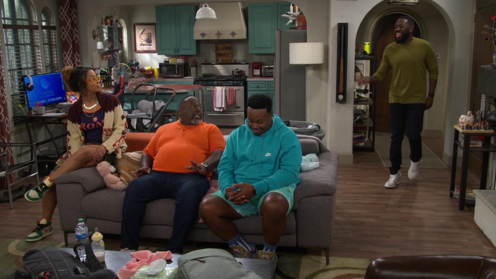 Nike Sneakers in The Neighborhood S07E05 “Welcome to Commitment” (2024) (Image 2)