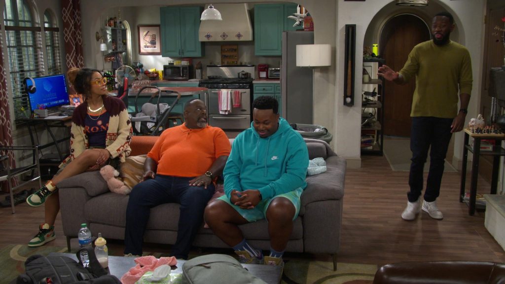 Nike Sneakers in The Neighborhood S07E05 “Welcome to Commitment” (2024) (Image 3)
