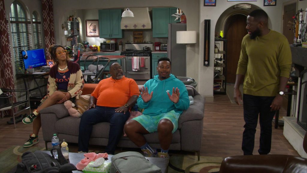 Nike Sneakers in The Neighborhood S07E05 “Welcome to Commitment” (2024) (Image 5)