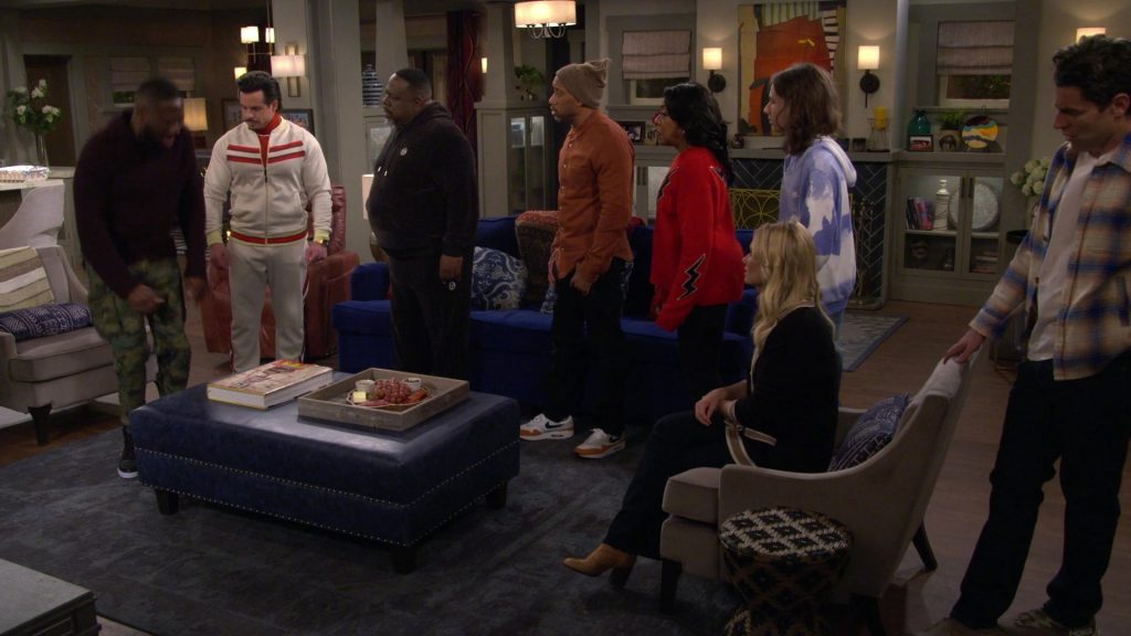 Nike Sneakers in The Neighborhood S07E13 “Welcome to Not Being in It” (2025) (Image 10)