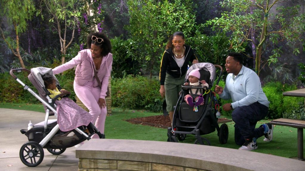 Nike Sneakers in The Neighborhood S07E17 “Welcome to Your Own Medicine” (2025) (Image 2)