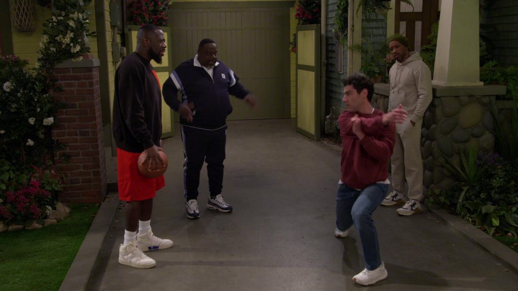 Nike Sneakers in The Neighborhood S07E17 “Welcome to Your Own Medicine” (2025) (Image 24)