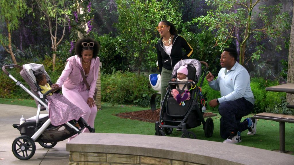 Nike Sneakers in The Neighborhood S07E17 “Welcome to Your Own Medicine” (2025) (Image 3)
