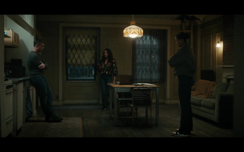 Nike Sneakers in The Night Agent S03E09 “Lockstep” (2026) (Image 1)