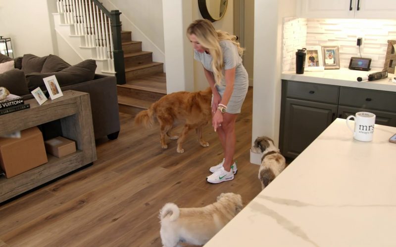 Nike Sneakers in The Real Housewives of Orange County S19E14 “Hoedown Throwdown” (2025) (Image 1)