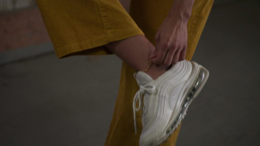 Nike Sneakers in The Rehearsal S02E01 “Gotta Have Fun” (2025) (Image 2)