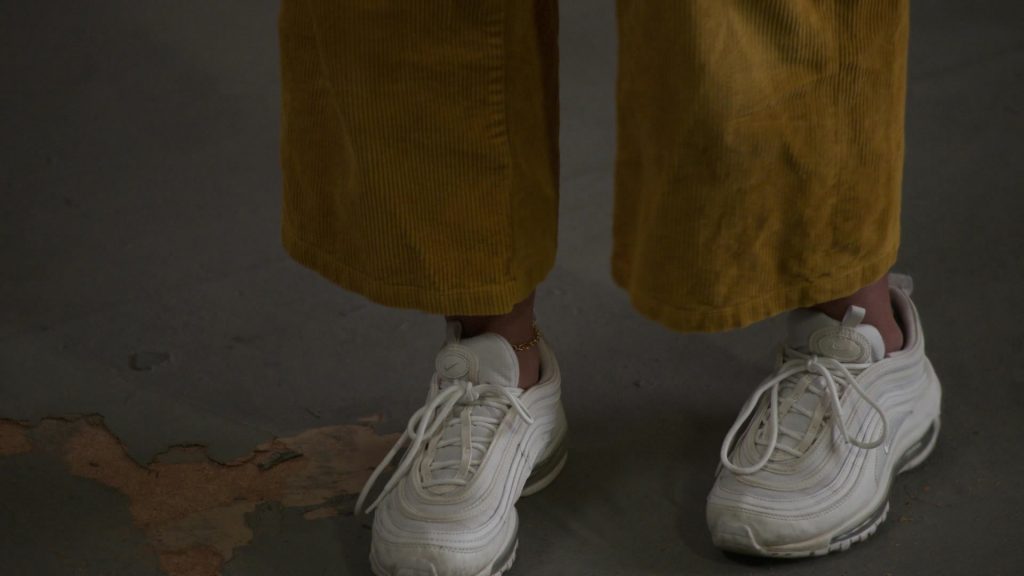 Nike Sneakers in The Rehearsal S02E01 “Gotta Have Fun” (2025) (Image 4)
