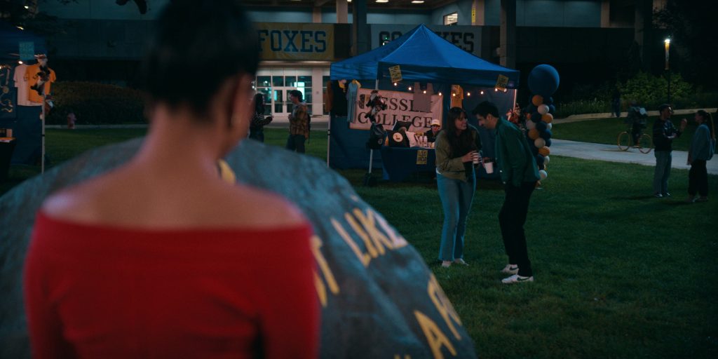 Nike Sneakers in The Sex Lives of College Girls S03E04 “Franklin the Fox” (2024) (Image 10)