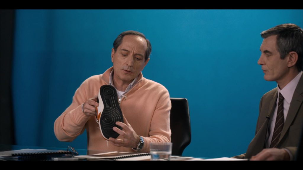 Nike Sneakers in The Twisted Tale of Amanda Knox S01E05 “Mr. Nobody” (2025) (Image 3)