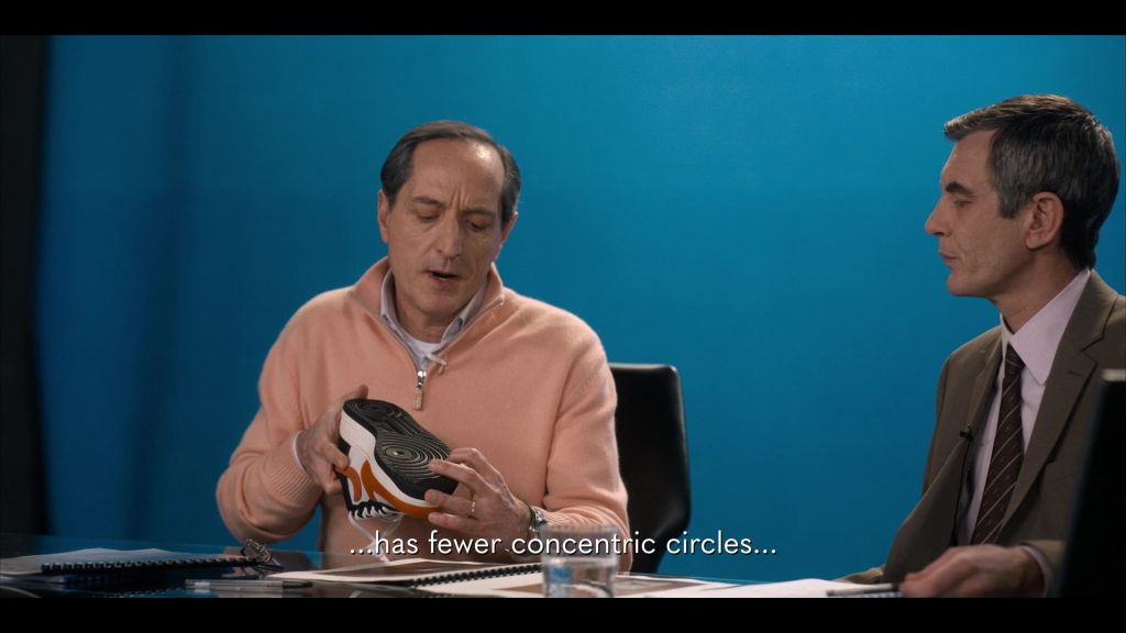 Nike Sneakers in The Twisted Tale of Amanda Knox S01E05 “Mr. Nobody” (2025) (Image 5)