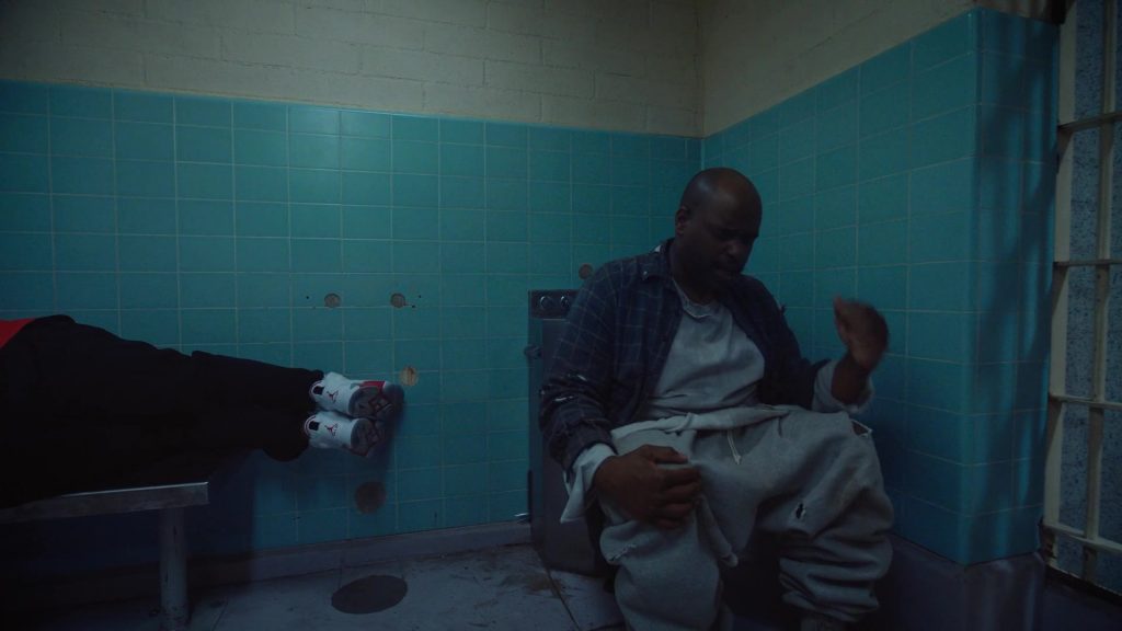Nike Sneakers in The Vince Staples Show S01E01 “Pink House” (2024) (Image 2)