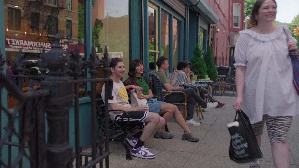 Nike Sneakers in Too Much S01E05 “Pink Valentine” (2025) (Image 6)
