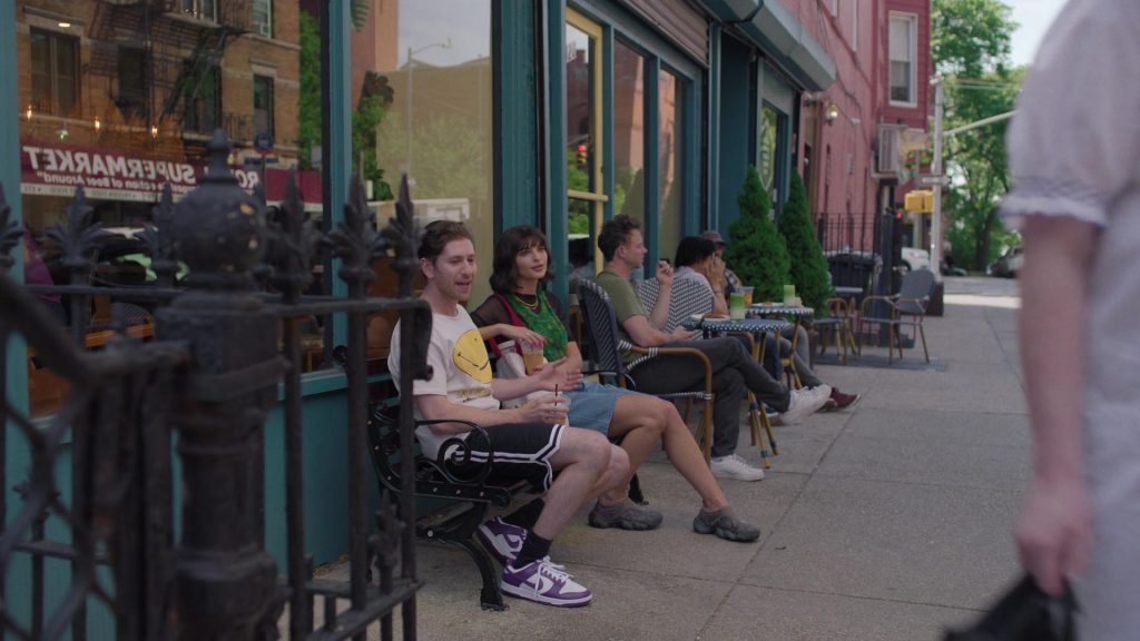 Nike Sneakers in Too Much S01E05 “Pink Valentine” (2025) (Image 7)