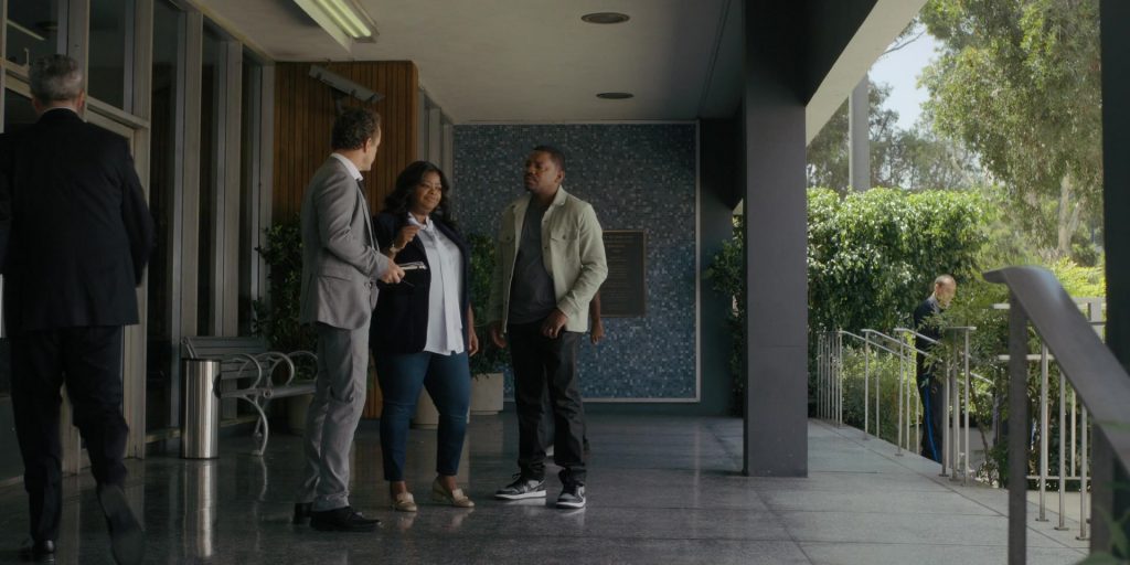 Nike Sneakers in Truth Be Told S03E10 “A Kiss Not Mine Alone” (2023) (Image 1)
