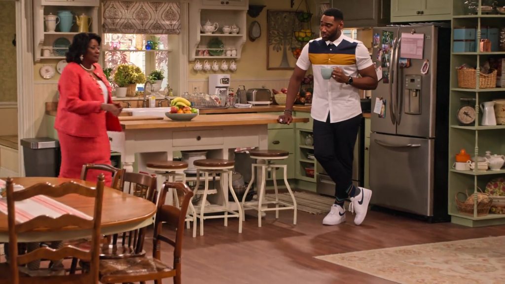 Nike Sneakers in White Worn by Anthony Alabi as Moz McKellan in Family Reunion Season 1 Episode 19 “Remember M'dear's Fifteen Minutes” (2020) (Image 1)