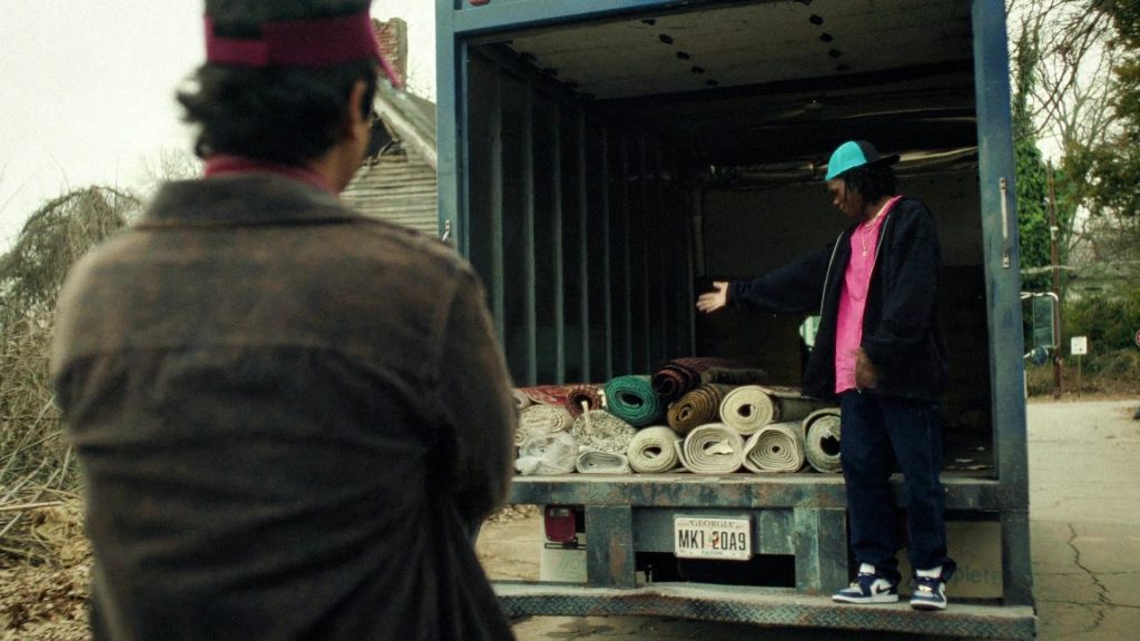 Nike Sneakers in Will Trent S03E14 “A Funeral Fit for a Quartermaine” (2025) (Image 5)