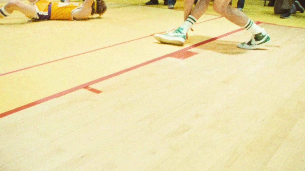 Nike Sneakers in Winning Time - The Rise of the Lakers Dynasty S02E07 “Fk Boston!” (2023) (Image 2)