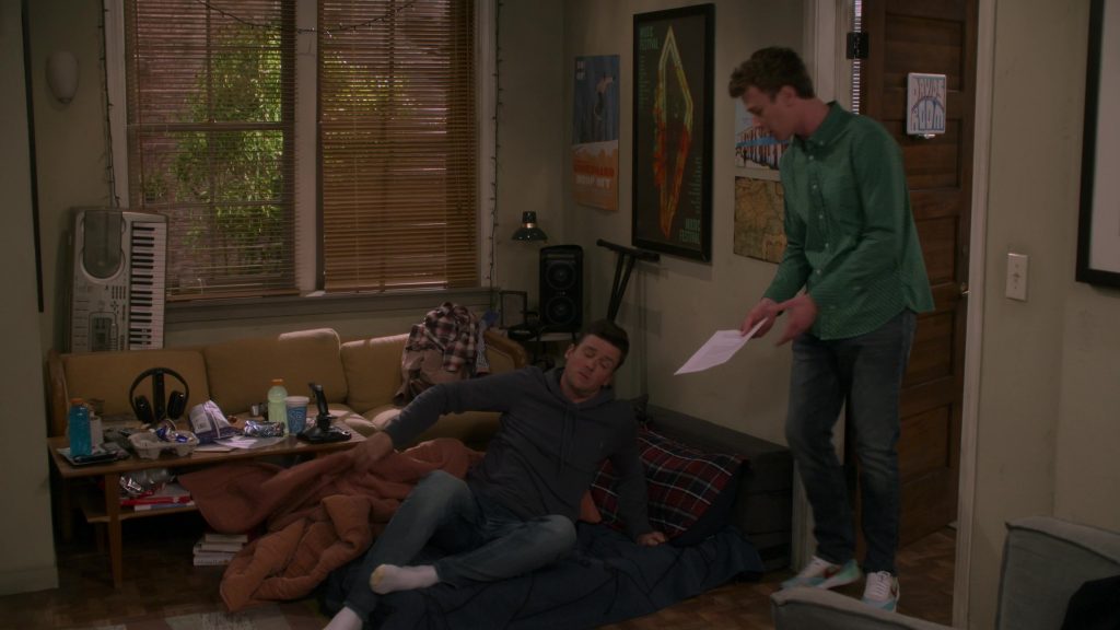 Nike Sneakers of Anders Keith as David Crane in Frasier S01E08 “The B Story” (2023) (Image 12)