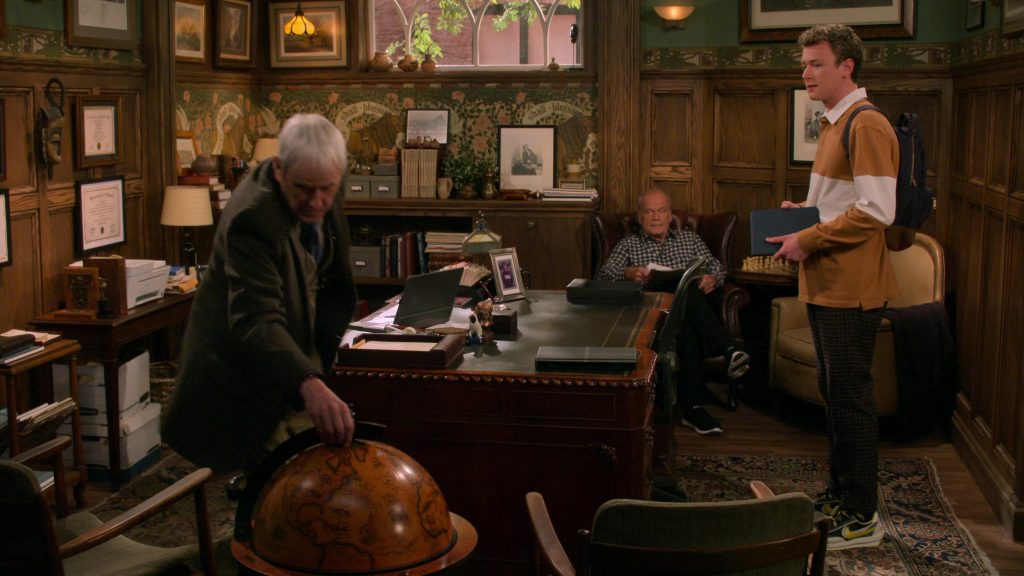 Nike Sneakers of Anders Keith as David Crane in Frasier S01E09 “The Fix Is In” (2023) (Image 2)