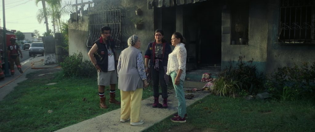 Nike Sneakers of Elpidia Carrillo as Rocio Reyes in Blue Beetle (2023) (Image 11)