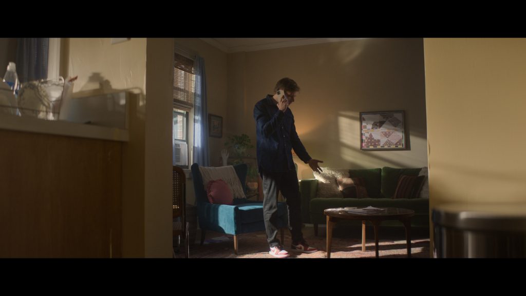 Nike Sneakers of Hunter Parrish as Owen in The Other Black Girl S01E05 “Don't You Want Me” (2023) (Image 6)