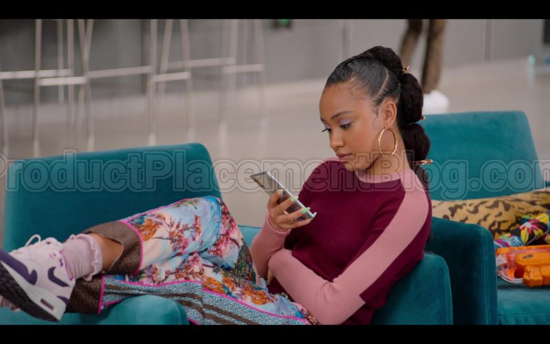 Nike Sneakers of Iman Benson as Drea Barris in #blackAF S01E03 “still…because of slavery” (2020) (Image 1)