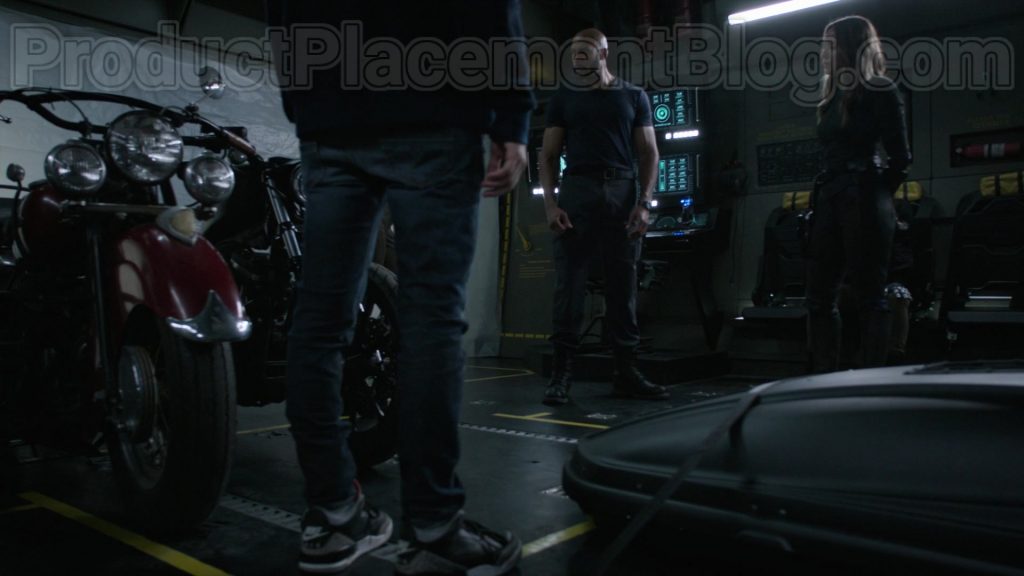 Nike Sneakers of Jeff Ward as Deke Shaw in Marvel's Agents of S.H.I.E.L.D. S07E01 “The New Deal” (2020) (Image 1)